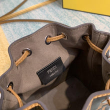 Load image into Gallery viewer, Fendi Mon Tresor Mini Bag - LUXURY KLOZETT