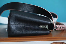 Load image into Gallery viewer, Louis Vuitton Capucines BB Bag