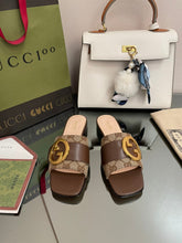Load image into Gallery viewer, Gucci GG Sandal