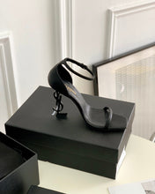 Load image into Gallery viewer, YSL Opyum Heels