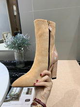 Load image into Gallery viewer, Louis Vuitton Boots