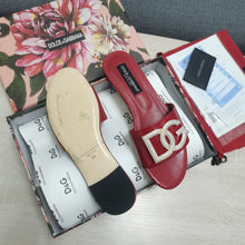Load image into Gallery viewer, Dolce & Gabbana Calfskin Slides with DG logo