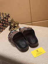 Load image into Gallery viewer, Louis Vuitton Bom Dia Flat Mule - LUXURY KLOZETT