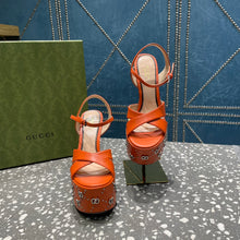 Load image into Gallery viewer, Gucci Interlocking G Studs Sandal
