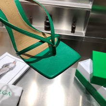 Load image into Gallery viewer, Bottega Veneta Stretch Heels