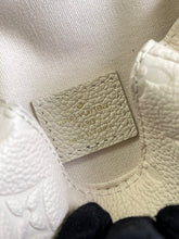 Load image into Gallery viewer, Louis Vuitton Micro Metis Bag