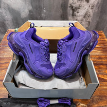 Load image into Gallery viewer, Balenciaga Triple S Sneakers