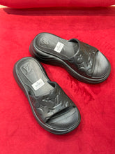 Load image into Gallery viewer, Louis Vuitton Pool 55 Flat Comfort Mule