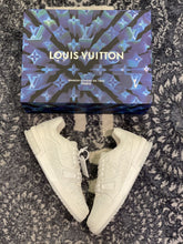 Load image into Gallery viewer, Louis Vuitton Trainer Sneakers