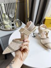 Load image into Gallery viewer, Fendi Colinri Slingback Heels