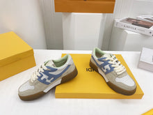 Load image into Gallery viewer, Fendi Match Sneakers