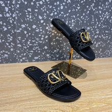 Load image into Gallery viewer, Valentino Vlogo Signature Flat Slide
