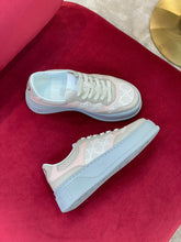 Load image into Gallery viewer, Gucci GG Sneakers