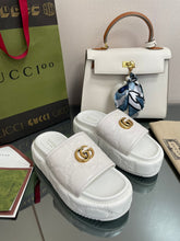 Load image into Gallery viewer, Gucci GG Slide Sandal