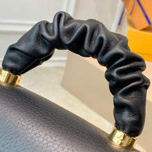 Load image into Gallery viewer, Louis Vuitton Twist MM Bag