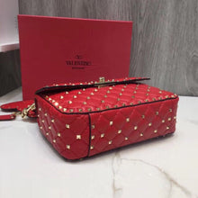Load image into Gallery viewer, Valentino Garavani Rockstud Spike Medium Bag