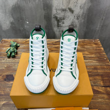 Load image into Gallery viewer, Louis Vuitton Squad Sneakers