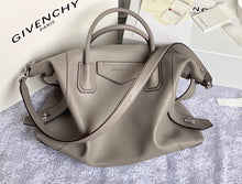 Load image into Gallery viewer, Givenchy Medium Antigona Soft Bag In Smooth Leather