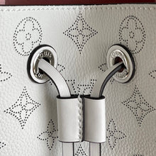 Load image into Gallery viewer, Louis Vuitton Muria Bucket Bag