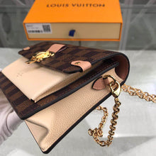 Load image into Gallery viewer, Louis Vuitton Vavin Chain Wallet
