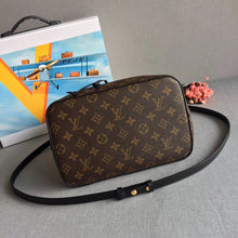 Load image into Gallery viewer, Louis Vuitton NeoNoe MM Bag