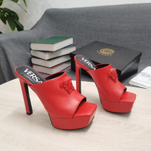 Load image into Gallery viewer, Versace LA MEDUSA PLATFORM MULES
