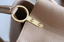 Load image into Gallery viewer, Louis Vuitton Capucines MM Bag