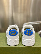 Load image into Gallery viewer, Gucci Sneakers With Web
