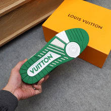 Load image into Gallery viewer, Louis Vuitton Trainer Sneakers