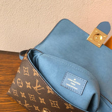 Load image into Gallery viewer, Louis Vuitton Locky BB Bag - LUXURY KLOZETT