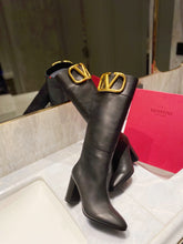Load image into Gallery viewer, Valentino Boots