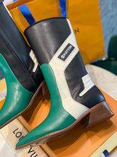 Load image into Gallery viewer, Louis Vuitton Flags High Boot