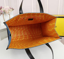 Load image into Gallery viewer, Fendi Shopper Bag