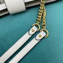 Load image into Gallery viewer, Gucci Padlock GG Medium Shoulder Bag - LUXURY KLOZET