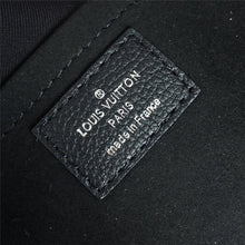 Load image into Gallery viewer, Louis Vuitton LockMe Satchel Bag