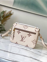 Load image into Gallery viewer, Louis Vuitton Bicolor Metis - LUXURY KLOZETT