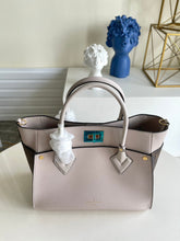 Load image into Gallery viewer, Louis Vuitton On My Side MM Bag