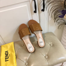 Load image into Gallery viewer, Fendi Signature Slides
