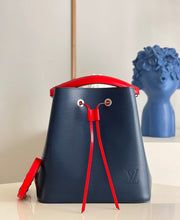 Load image into Gallery viewer, Louis Vuitton NeoNoe MM Bag