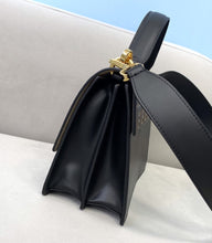 Load image into Gallery viewer, Fendi Kan I Bag