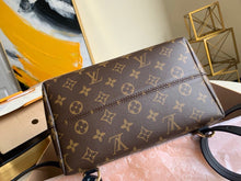 Load image into Gallery viewer, Louis Vuitton Montsouris Backpack PM