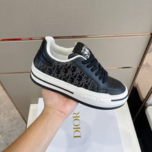 Load image into Gallery viewer, Christian Dior D Freeway Sneakers