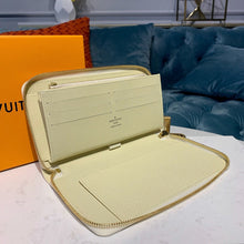 Load image into Gallery viewer, Louis Vuitton Zippy Wallet