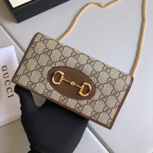 Load image into Gallery viewer, Gucci Horsebit 1955 Chain Wallet