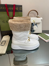 Load image into Gallery viewer, Gucci Horsebit Boots
