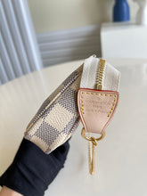 Load image into Gallery viewer, Louis Vuitton Mini Pochette Accessories Bag