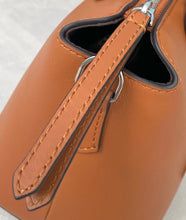 Load image into Gallery viewer, Fendi By The Way Medium Bag