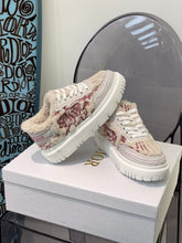 Load image into Gallery viewer, Christian Dior Addict Sneakers