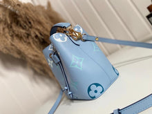 Load image into Gallery viewer, Louis Vuitton NeoNoe BB Bag - LUXURY KLOZETT
