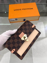 Load image into Gallery viewer, Louis Vuitton Vavin Chain Wallet